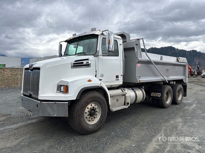 2014 Western Star 4700SB 6x4 T/A Camión dumper