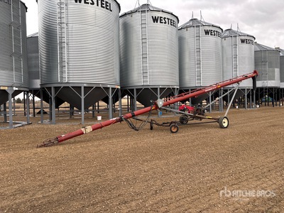 2007 Sakundiak HD8-1400 8 in x 46 ft Graan vijzel