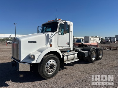 2010 Kenworth T800 6x4 3-Achs Sattelzugmaschine