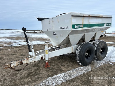 Willmar S800 50 ft T/A Fertilizer Spreader