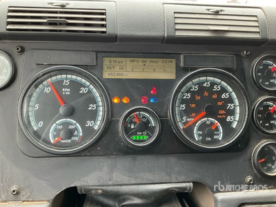 2017 Freightliner Cascadia 125 T/A Sleeper Truck Tractor