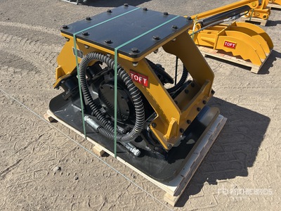 2025 TOFT TOFT08EC 800 mm Compacteur à plateau vibrant - Fits Cat 320 / 20 - 30 ton (Unused)
