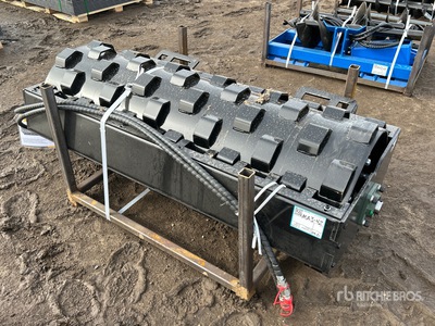 2026 GIYI GY-CW70 59 in スキッドステア用コンパクションホイール (Unused)