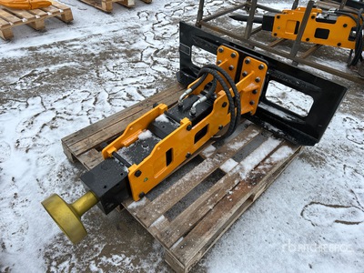 2026 GIYI GY-D680 8 in Skid Steer Post Driver (Unused)