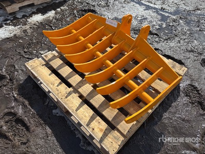 2026 GIYI 44 in Excavator Rake - Fits Cat 305 (Unused)