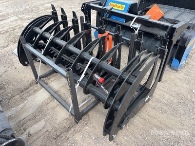 2026 GIYI GY-CLG72 72 in Skid Steer Root Rake (Unused)