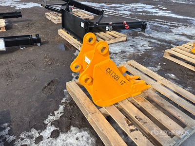 2026 GIYI GY-BK 12 in Digging Excavator Bucket - Fits Cat 305 (Unused)