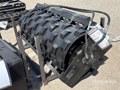 2026 GIYI GY-CW70 59 in Skid Steer Compactor Wheel Varios implementos minicargadora (Unused)