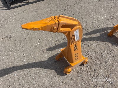 2026 GIYI Excavator Ripper - Fits Cat 305 (Unused)