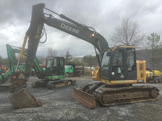 2019 John Deere 135G Tracked Excavator