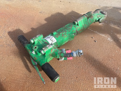 2015 APT M190 Pneumatic Młot wyburzeniowy