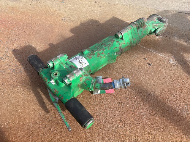 2015 APT M190 Pneumatic Demolition Breaker