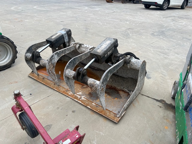 2017 Bobcat 7168340 45 in Skid Steer Grapple Bucket