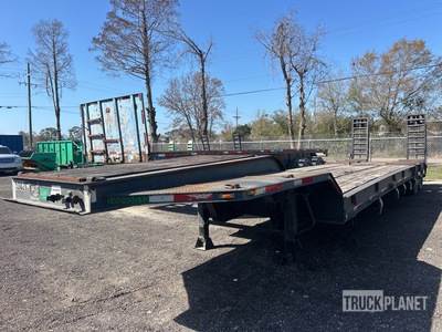2005 Fontaine T/A Lowboy Trailer