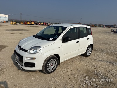 Fiat Panda سيارة