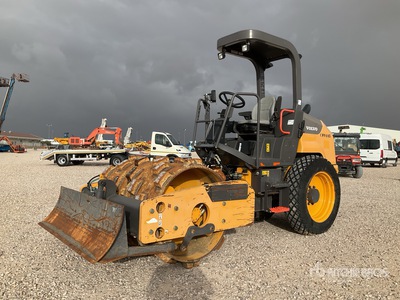 2019 Volvo SD45B جهاز ضاغط  الأسطوانة الناعمة