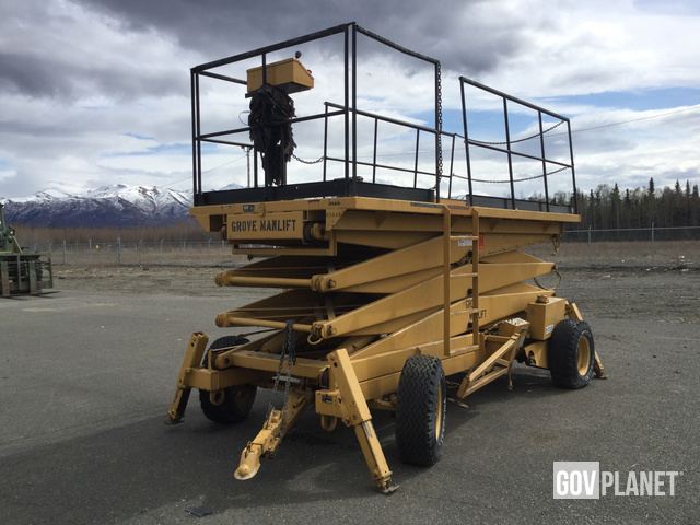 Surplus Manlift SM42RT Scissor Lift In Anchorage Alaska