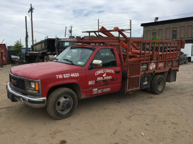 1998 GMC Sierra C3500 S/A Flatbed Truck