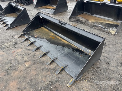 Mid-State 84 in Low Profile Pala para Minicargadora