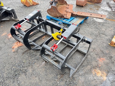 All-Star E-Series 72 in Root スキッドステア用グラップル