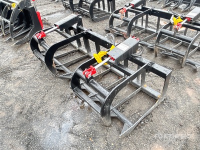 All-Star E-Series 78 in Root スキッドステア用グラップル