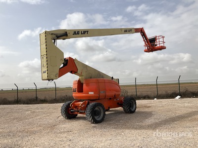 1999 JLG 800AJ 4WD Diesel Articulating Boom Lift