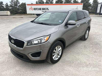 2016 Kia Sorento 2WD SUV