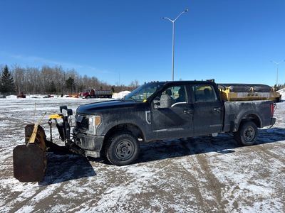2017 Ford F-250 XL 4x4 Crew Cab Pickup