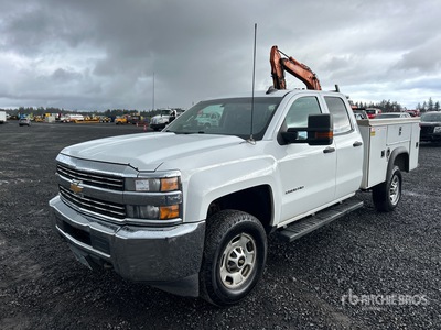2015 Chevrolet 2500 4x4 Extended Cab ユーティリティトラック