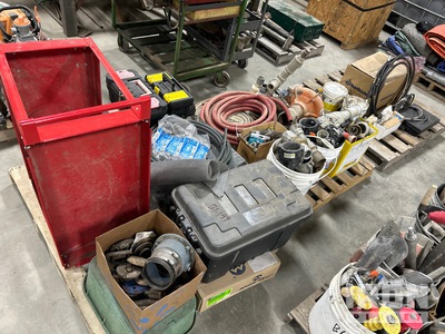 Quantity of Pump Parts and Hose Varios, tienda, almacen, consumidor