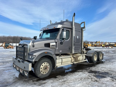 2022 Western Star 49X 6x4 T/A Sleeper Truck Tractor