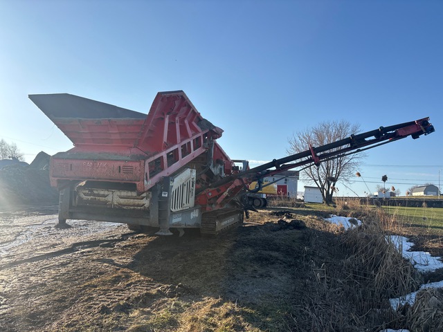 2015 Sandvik QE440 Tracked Incline Screen Plant