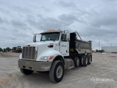 2020 Peterbilt 348 10x4 Camion à benne quatre essieux