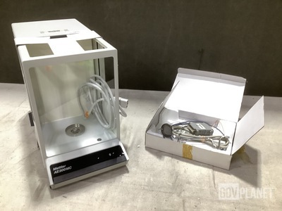 Mettler-Toledo AE200 Digital Analytical Balance