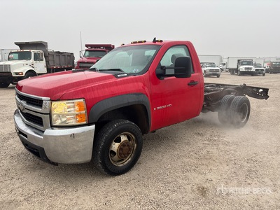 2009 Chevrolet Silverado 3500HD 4x4 Kabina i podwozie