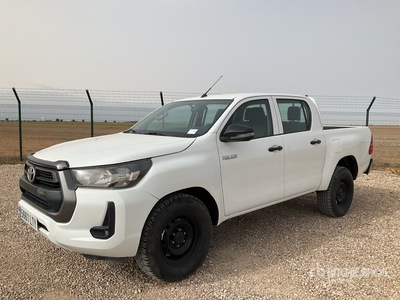 2021 Toyota Hilux 4x4 Crew Cab Pickup