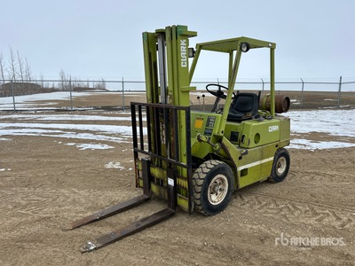 Clark C500Y50 5000 lb Pneumatic Tire Heftruck