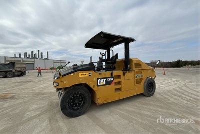 2019 Cat CW34 8 Wheel Pneumatic Roller