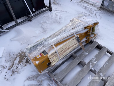 2026 GIYI GY-SB45 25 in Silent Hydraulic Breaker (Unused)