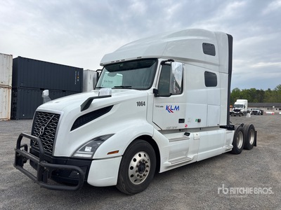 2020 Volvo VNL760 6x4 T/A Sleeper Truck Tractor