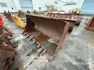 112 in General Purpose Benna per pala gommata