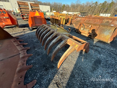 Cat 120 in Wheel Loader Rake
