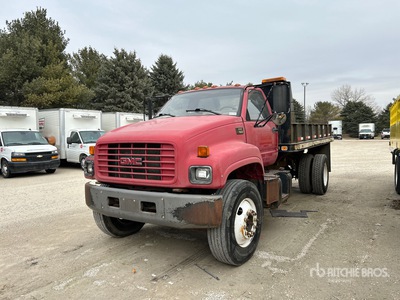 GMC C700 4x2 Platte vrachtwagen
