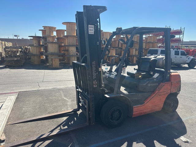 2020 Toyota 8FGU25 2850 lb Pneumatic Tire Forklift 2020 Toyota 8FGU25 2850 lb Pneumatic Tire Forklift