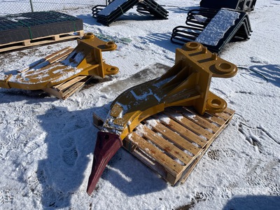 2026 GIYI GY-R336 54 in Excavator Ripper - Fits Cat 336 (Unused)