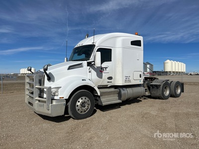 2022 Kenworth T880 6x4 Cabeza Tractora Cabina Dormitorio
