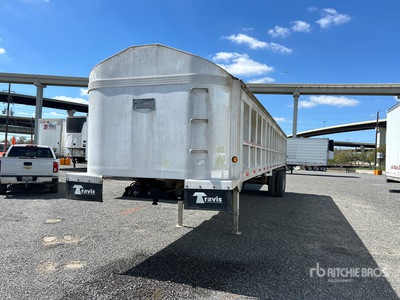 2001 Travis T/102 39 ft T/A Aluminum kiep aanhangwagen