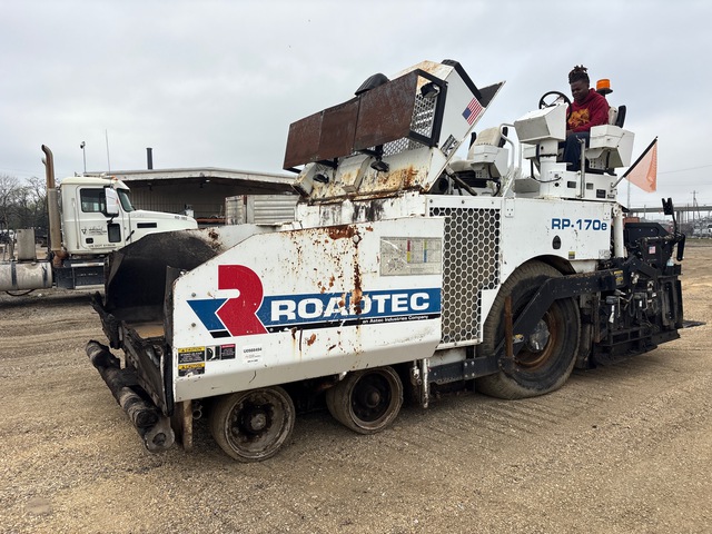 2019 Roadtec RP170E Asphalt Paver