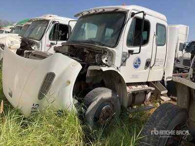 2016 Freightliner M2 6x4 Cabina con cuccetta per trattore stradale (Inoperable)