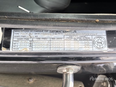 2013 Custom Vac Services on 2013 Western Star 4900SA 8x6 Sleeper Camión de Excavación por Aspiración